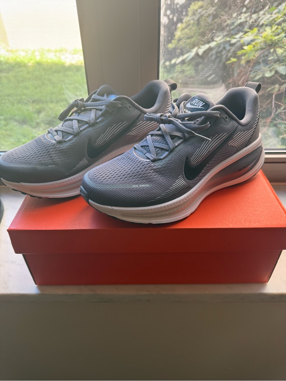 Nike Men's Running Shoes Gray Black